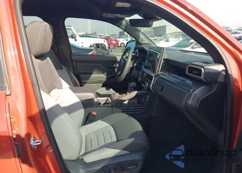 2025 Toyota Tacoma Trd Sport 2Wd z USA, uszkodzony, nr VIN 3TMKB5FN9SM035400